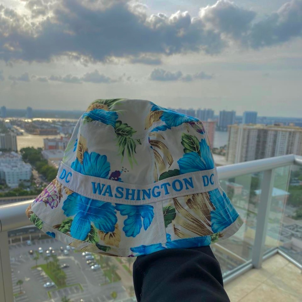 Bucket hat